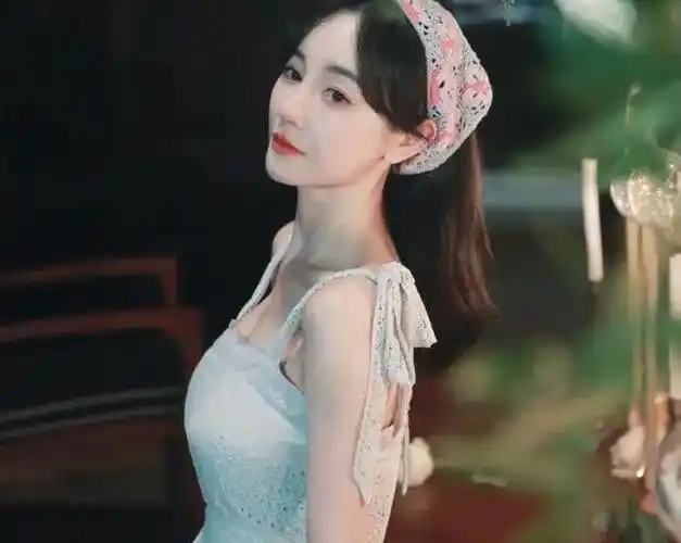 张檬跟小五(金恩圣)结婚后,作为一对名人夫妇,网上一直有很多人在催着