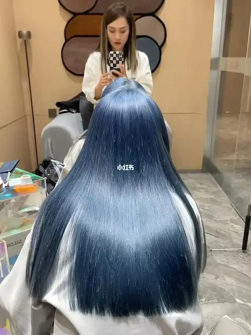 可以尝试,超显白又有质感,漂过五六遍的头发做出来的效果还是很不错的