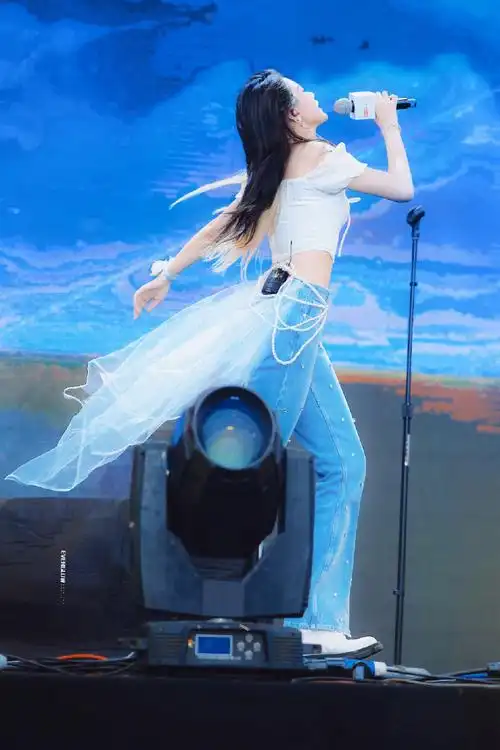 lofficielx戴萌6月刊##戴萌首支个人单曲