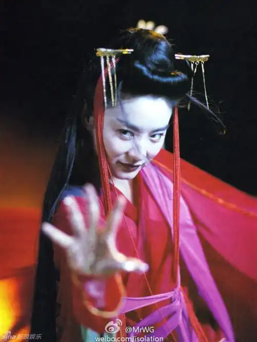 学习林青霞版中的东方不败