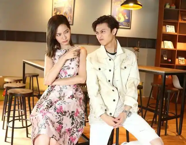 邱胜翊夸好老婆而她爆能带进棺材的秘密超多