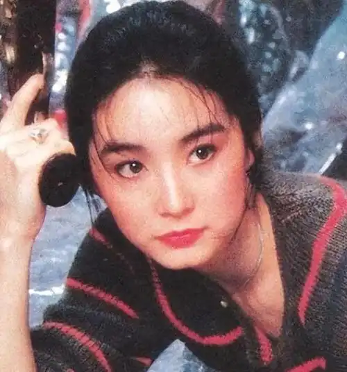 林青霞:成名后去山东农村寻亲,见到亲姐姐第一眼愣在