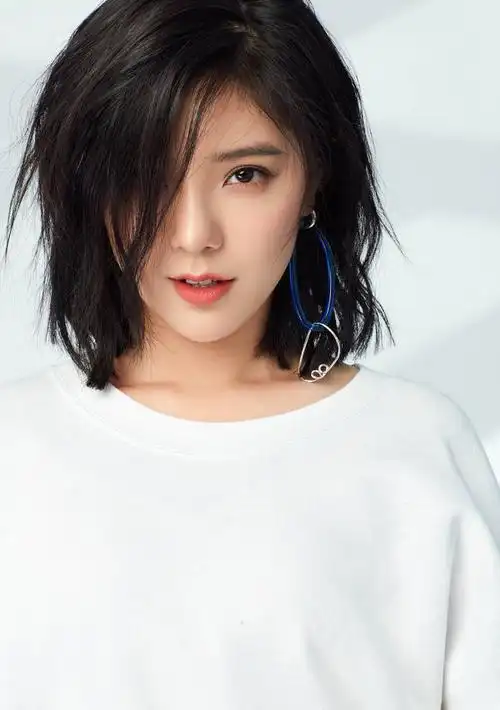 赵奕欢慵懒感舒适大片