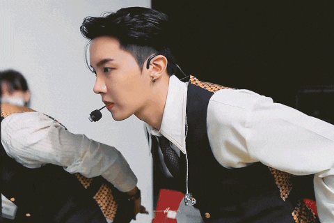 200922 露出额头的郑号锡,简直就是迷死人不偿命的酷帅本尊