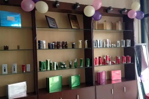 热烈庆祝山东东营美容院加盟店开业