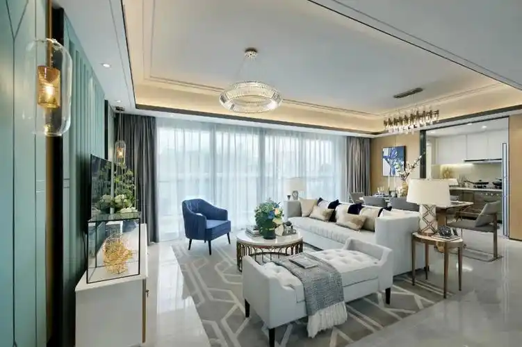 横厅拥有更大采光面,和更好的通风效果,避免因为进深过高而造成室内