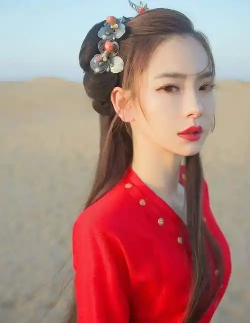 明星红衣古装谁最惊艳,赵丽颖霸气,第一黑化后也很美_造型_一身_红色