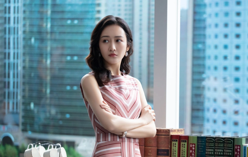 精英律师:王鸥上线渣得讨喜,和靳东拥抱眼神戳心!网友跪求复合