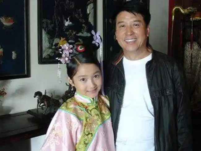 关少曾个人资料 女儿现是新生代小花吸粉千万