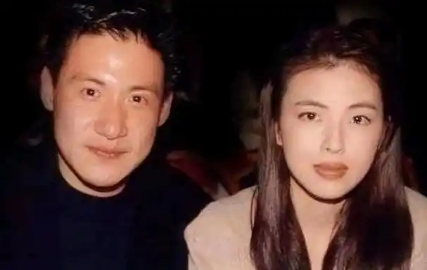 张学友与罗美薇结婚27年,称罗美薇最令他害怕