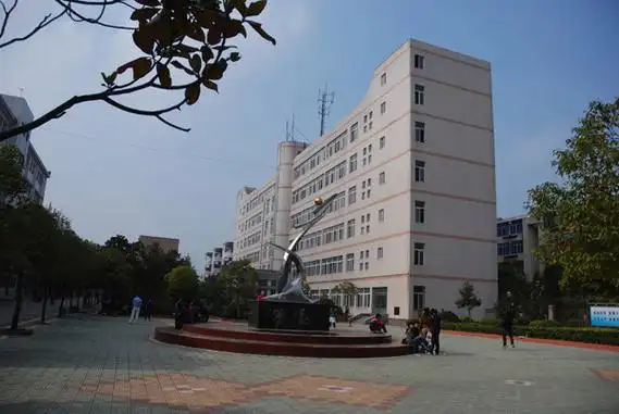 江陵县第一高级中学