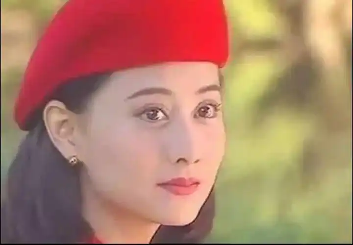 《一帘幽梦》陈德容饰演紫菱