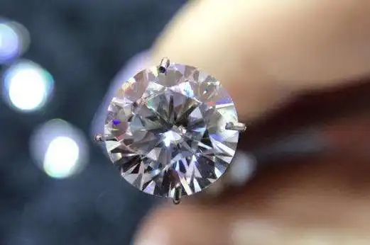 钻石辨别真假小窍门