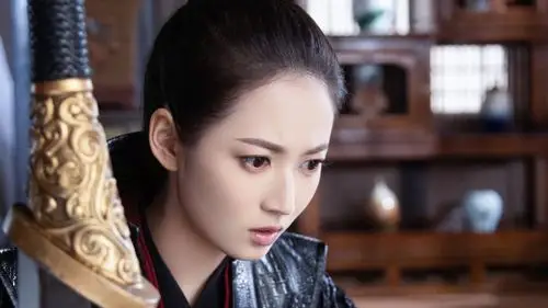 陈钰琪《两世欢》人物剧照图片壁纸