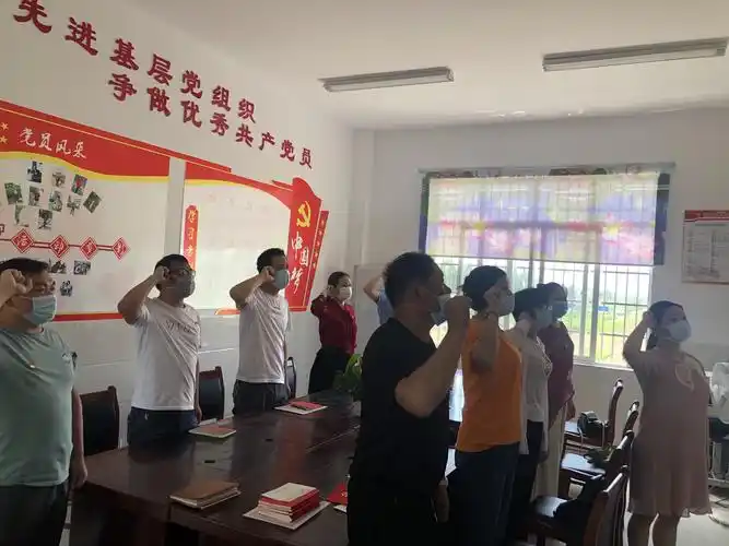 洪湖市第五小学党支部五月份主题党日活动剪影