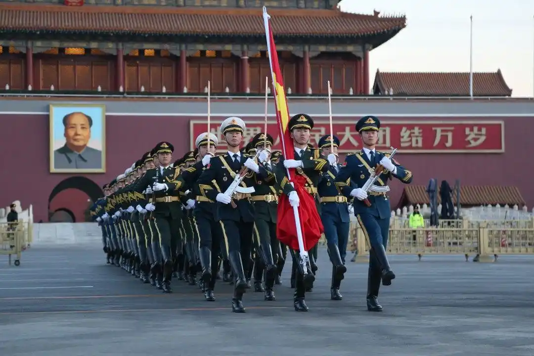 【强军精武河南兵】杜林:用生命护卫五星红旗_国旗护卫队