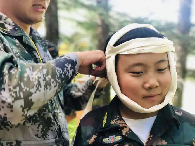 如何包扎头部负伤救护