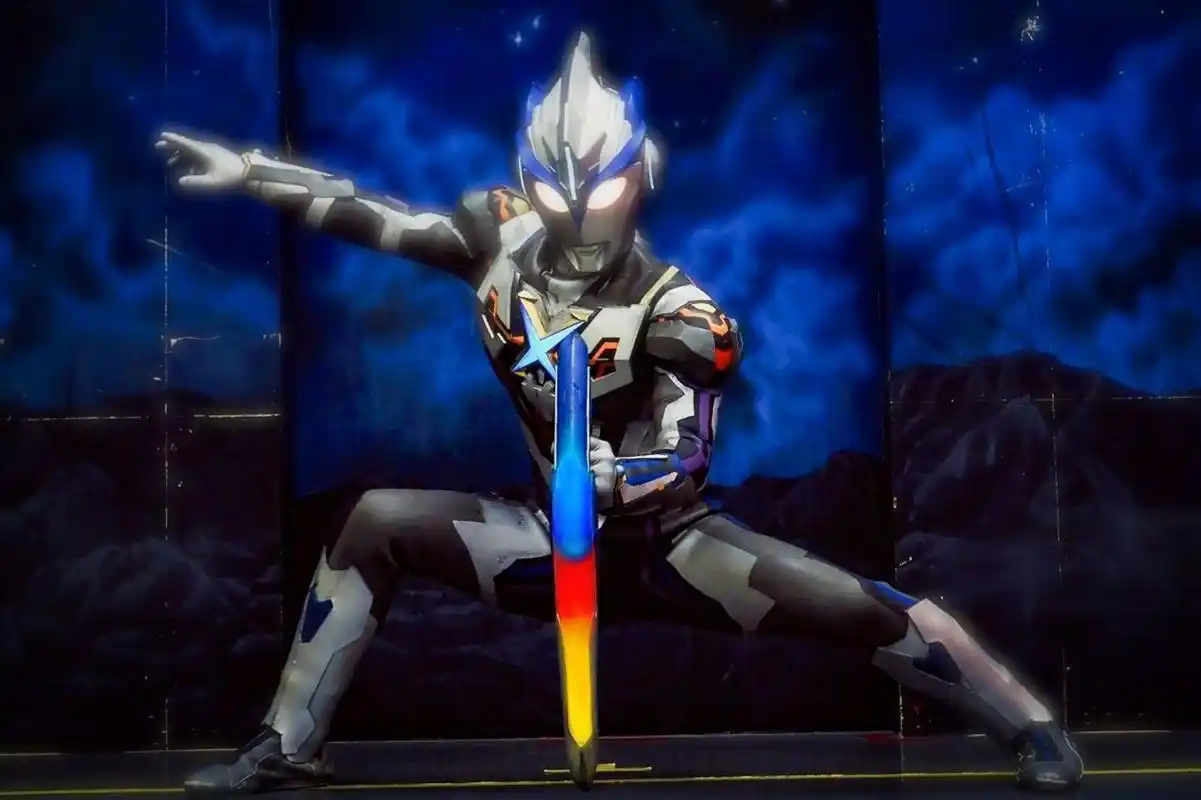 艾克斯奥特曼心里计划着,要5点起床,出去跑步锻炼,再回来走个早饭.