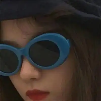 女生头像频道提供更多与2022,唯美,戴墨镜,超拽,相关的头像图片挑选