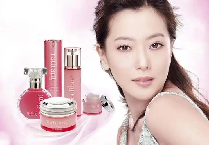 业界黑马品牌"瑾泉"近日携手金喜善完成了新广告的拍摄