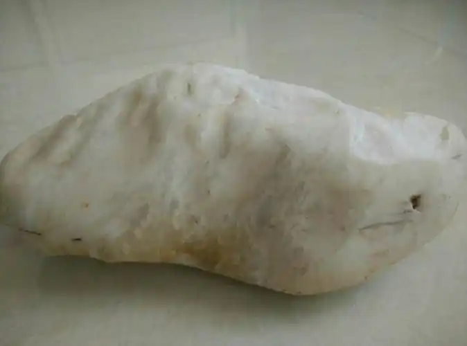 石英质玉好不好石英岩玉手镯对人体有害吗