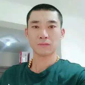 长吉物流辉哥头像