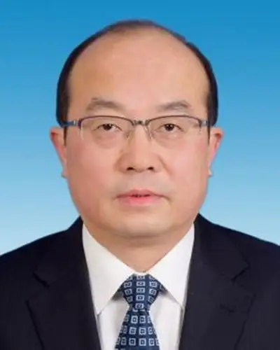 中央批准蓝绍敏同志任中共贵州省委委员,常委,副书记,吴强同志任中共