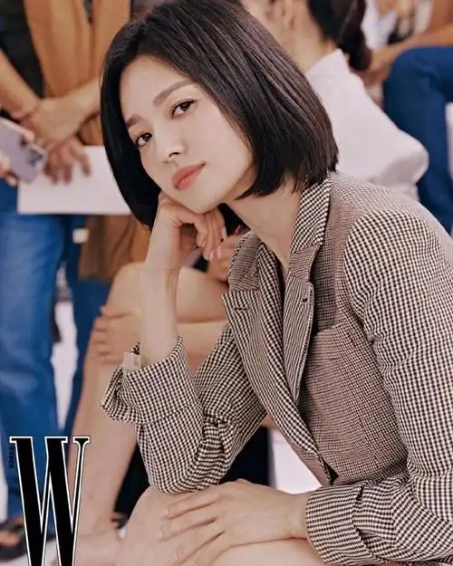 宋慧乔西装写真干练洒脱