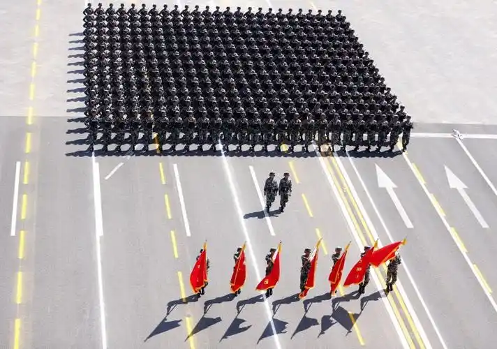 9·3大阅兵精彩瞬间:盘点中国方队那些震撼的整齐划一