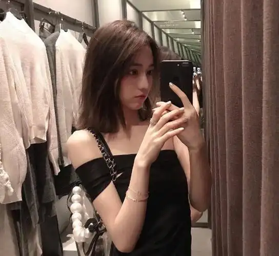 "高端玩家"项思醒高中毕业照曝光!根本看不出是同一个人