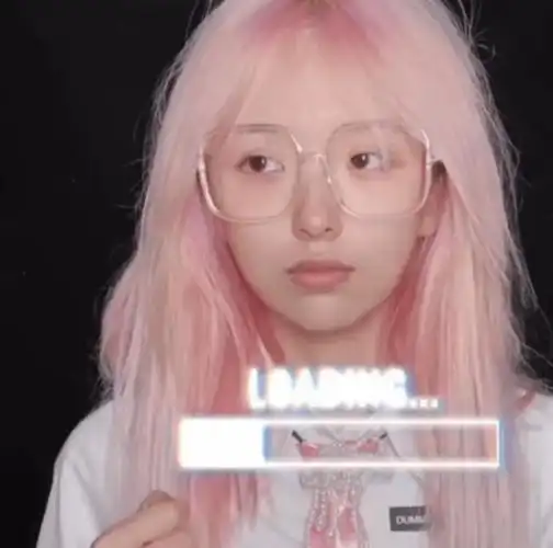 机智张回应整容质疑,直播做猪鼻子否认填充过鼻子,用