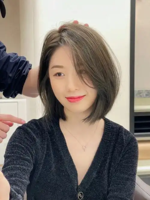 纯气质短发发型!