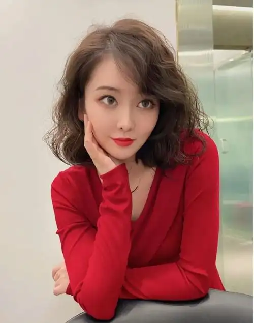 女人40发型别乱剪,这3种很适合,做完大不一样|短发|染发|头型|卷发|中