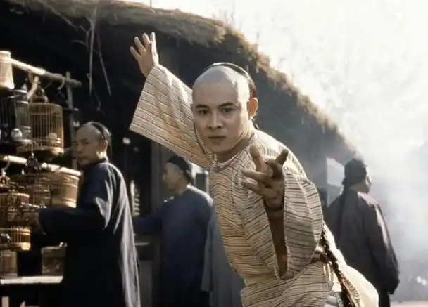 方世玉,这个名字一提起,想必许多人都会联想到李连杰饰演的那位风度