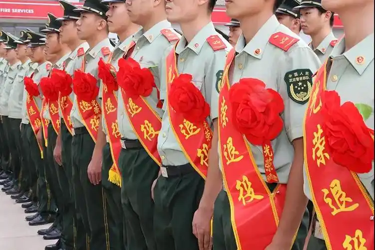济南消防支队隆重举行老兵退伍仪式——山东双拥网