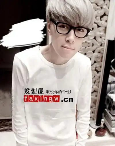 【图】男生金色系头发发型 白金色最个性(4)_男生染发发型_发藏网