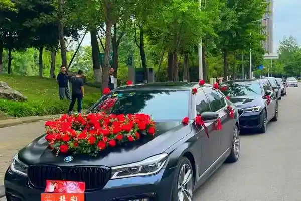 宝马7系车队-成都婚车租赁-全名榜单