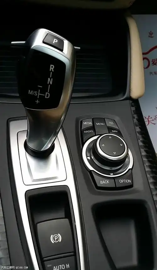 妈妈的礼物 宝马x6顶配朱砂红提车作业