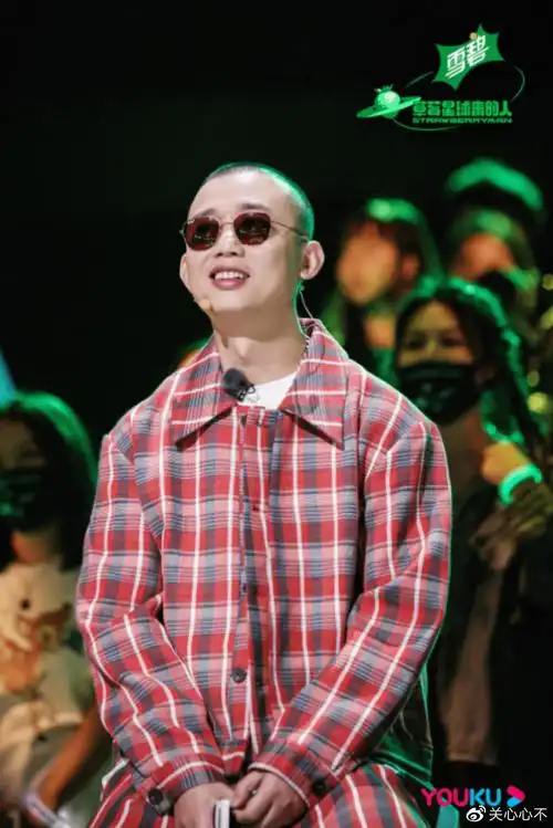 《草莓星球来的人》燃夏热播 gai周延与音乐人battle音乐审美