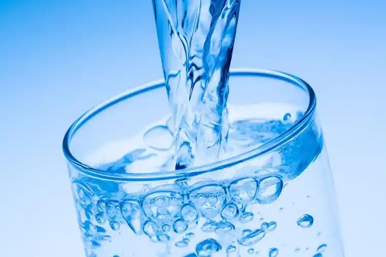 beauty tips – using drinking water to enhance your skin tone