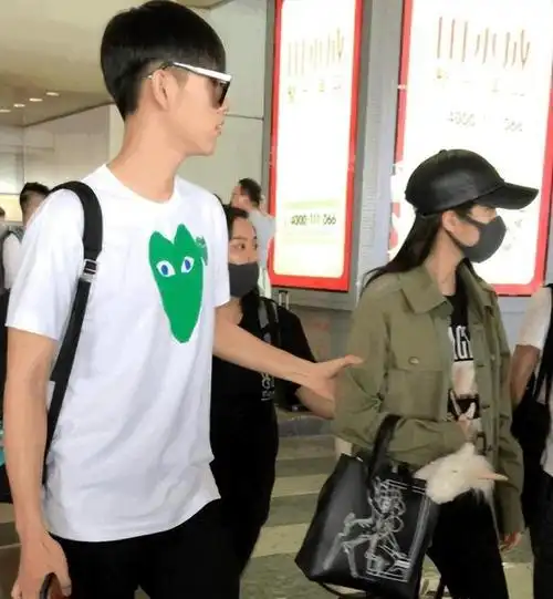 偷情已婚妇女幽会网红陈飞宇再也不忍了判罚结果大快人心