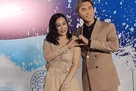 3段婚姻3个女儿51岁再为小12岁老公生四胎钟丽缇为啥这么拼