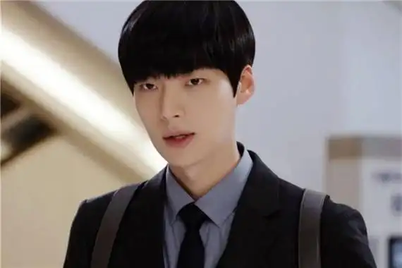 四白眼的男人怎么样?