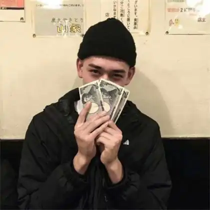 被现实的靡乱乱了心的男人男头像霸气高冷