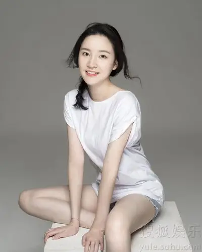 崔心心清纯夏日大片 雪白肌肤青春洋溢-娱乐频道图片库-大视野-搜狐!