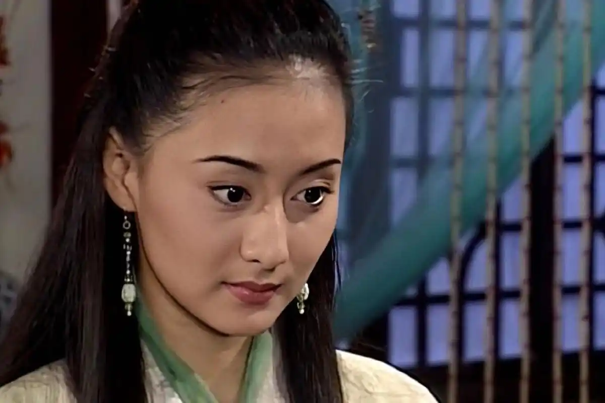 《绝代双骄》将播,胡一天宛若谪仙,其他角色难超经典_陈德容