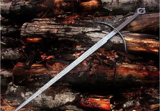 商品专题_杆刀波兰:波兰有一种重型冷兵器可以说是bug级别的武器了,那