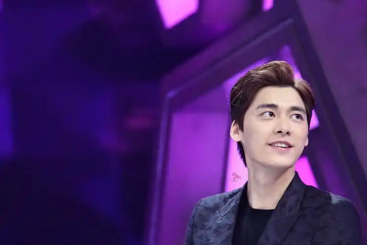 李易峰你才是光 - 堆糖,美图壁纸兴趣社区