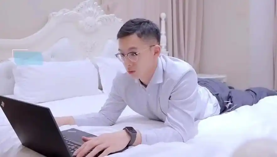 林鹰谷正装身材火了,网友们都不淡定了!