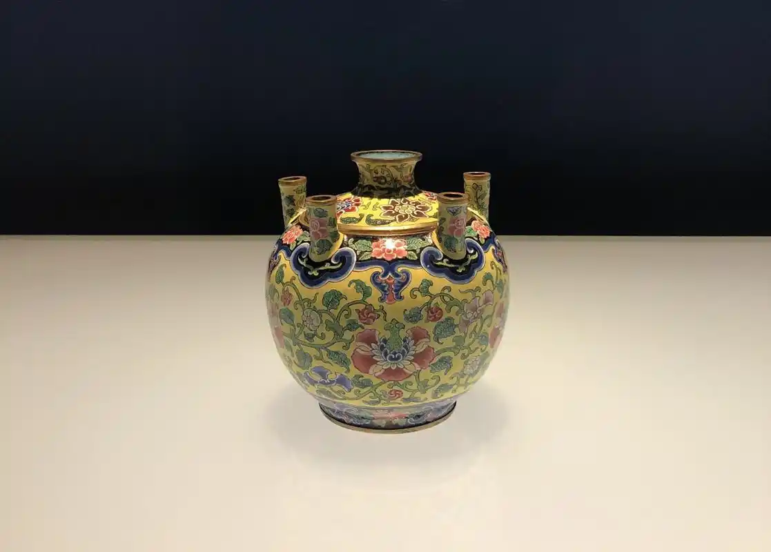 雍正故宫文物大展今起在奉贤开展!跟着上观"云"看展吧